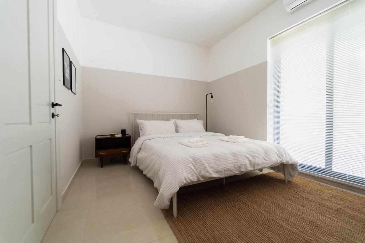Apartamento Cosy Designer Seaview Penthouse With Terrace & Bbq Bahía de San Pablo Exterior foto